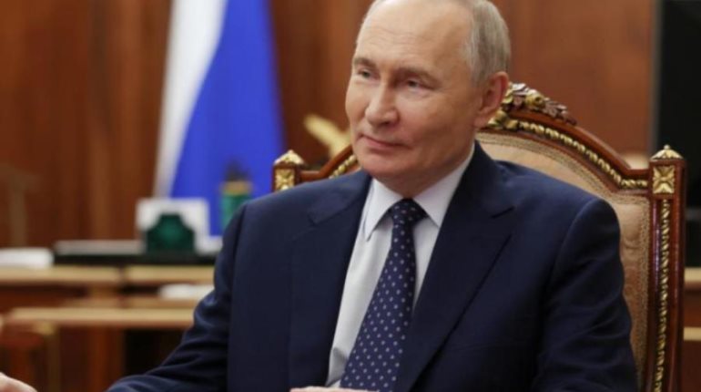 Anuncia Putin tregua de "todas las hostilidades" en Ucrania del 8 al 10 de mayo