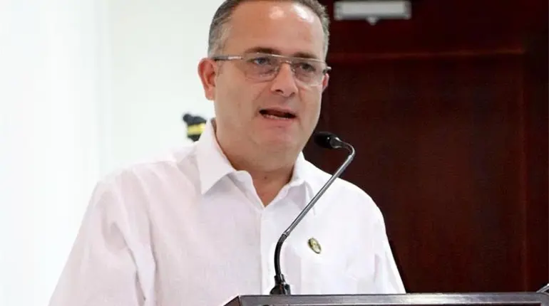 Sería un placer y un honor seguir como presidente del TSJ: Efraín Reséndez