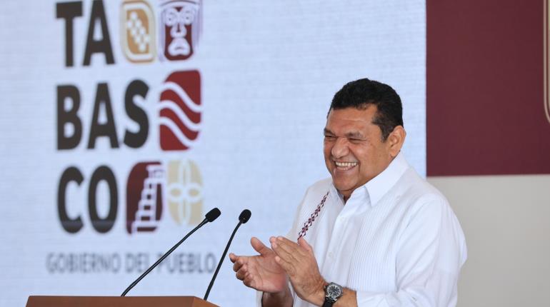 Divertirse sin excesos tras "incidentes menores" en desfile de carros: Gobernador