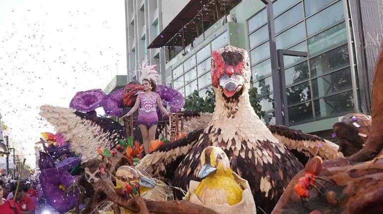 Jalpa gana Desfile de Carros Alegóricos con ´Rituales del Manglar´