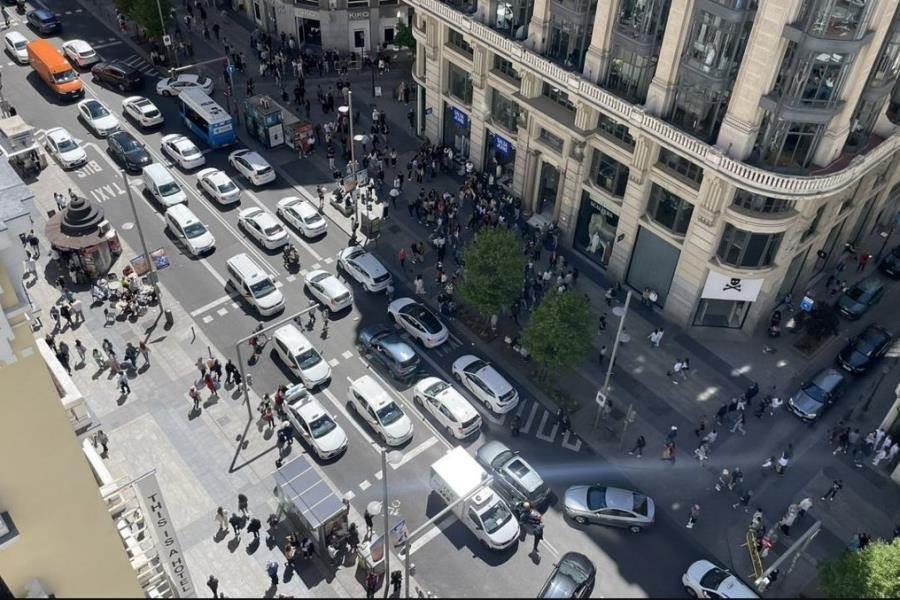 Apagón en España desata compras de pánico y vacían supermercados Apagón en España desata compras de pánico y vacían supermercados