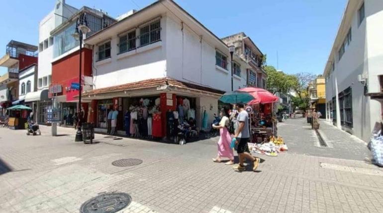 No da tregua el calor; termómetro podría alcanzar los 40º C este martes en Tabasco