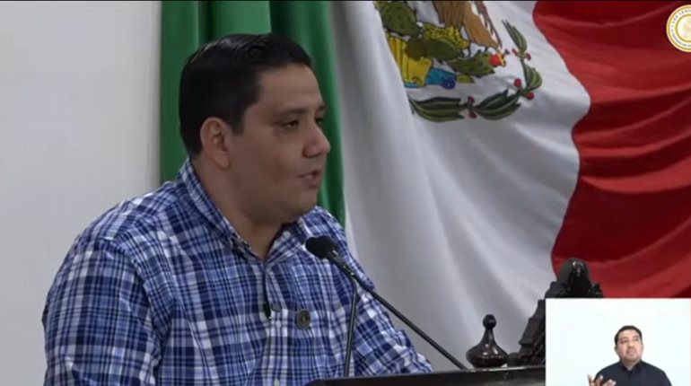 Denuncia Nelson Vaca recortes a prestaciones de trabajadores del Cecyte