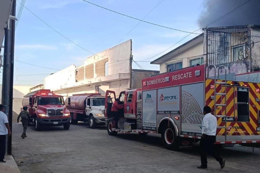 Se incendia almacén del Cobatab en la Col. Casa Blanca