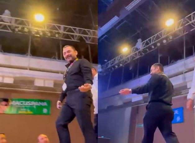 Balancán pierde prendedor de Flor de Oro en pasarela