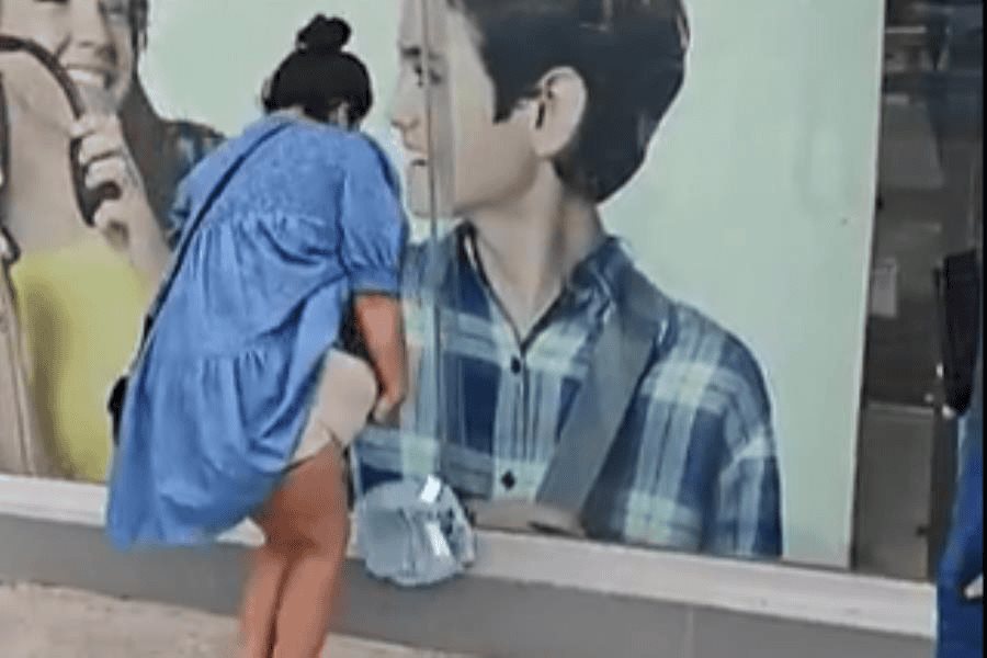 Finge embarazo para robar ropa en Coppel de Saltillo, Coahuila Finge embarazo para robar ropa en Coppel de Saltillo, Coahuila