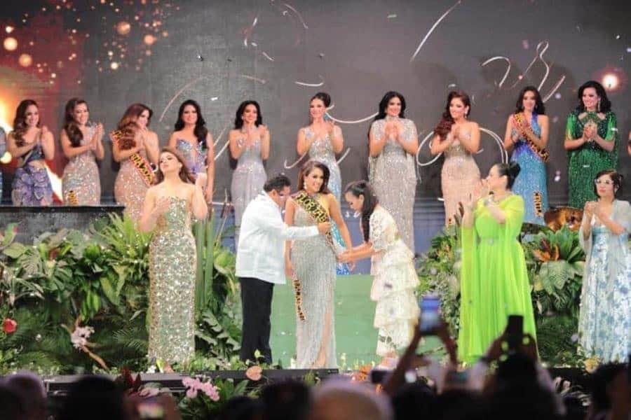 Celebra Luisa Cámara triunfo de Balancán como Flor de Oro 2025 Celebra Luisa Cámara triunfo de Balancán como Flor de Oro 2025