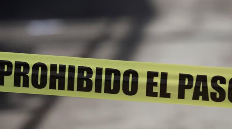 Asesinan a padres y su hijo al interior de su casa en Nuevo León
