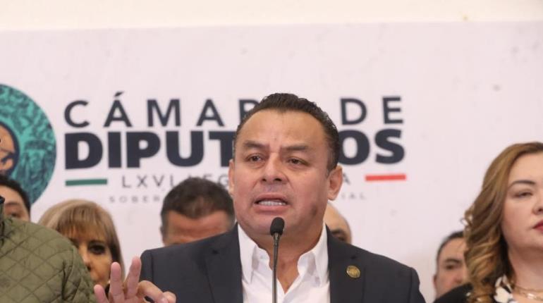 Se reincorpora formalmente Erubiel Alonso como diputado federal del PRI
