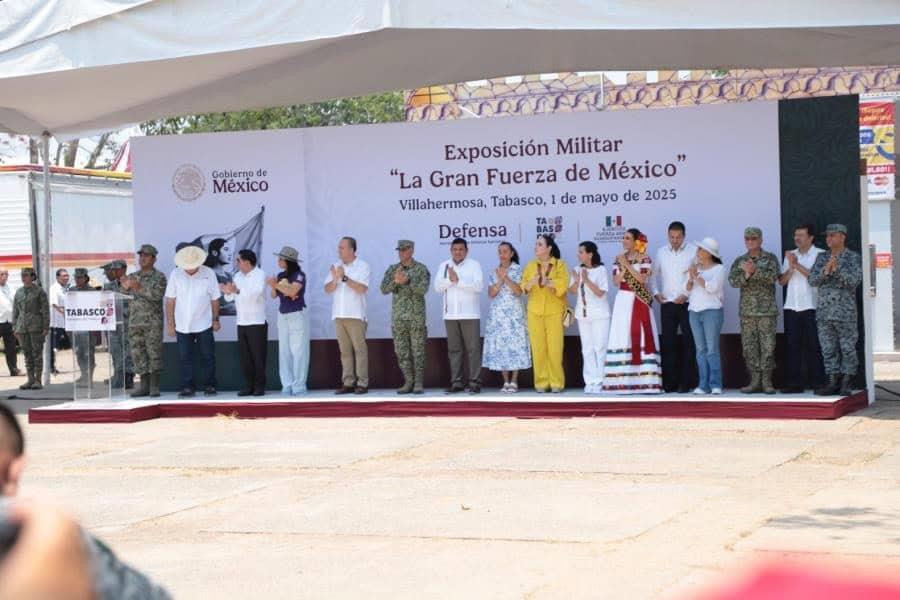 Inauguran exposición militar en la Feria Tabasco Inauguran exposición militar en la Feria Tabasco