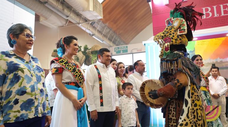 Inauguran Stands de Balancán y Cárdenas, en segundo día de Feria