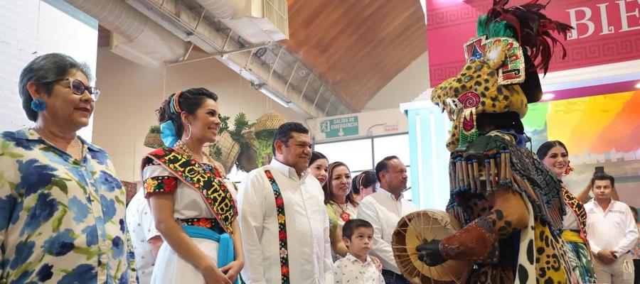 Inauguran Stands de Balancán y Cárdenas, en segundo día de Feria Inauguran Stands de Balancán y Cárdenas, en segundo día de Feria