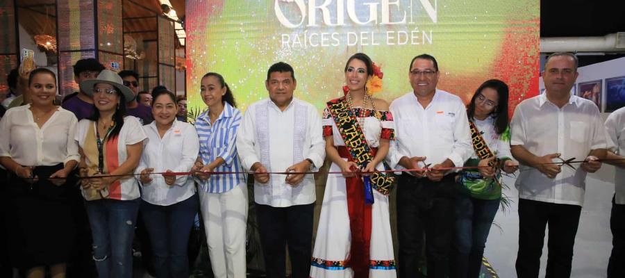 Exembajadoras inauguran el stand Origen, Raíces del Edén" Exembajadoras inauguran el stand Origen, Raíces del Edén"