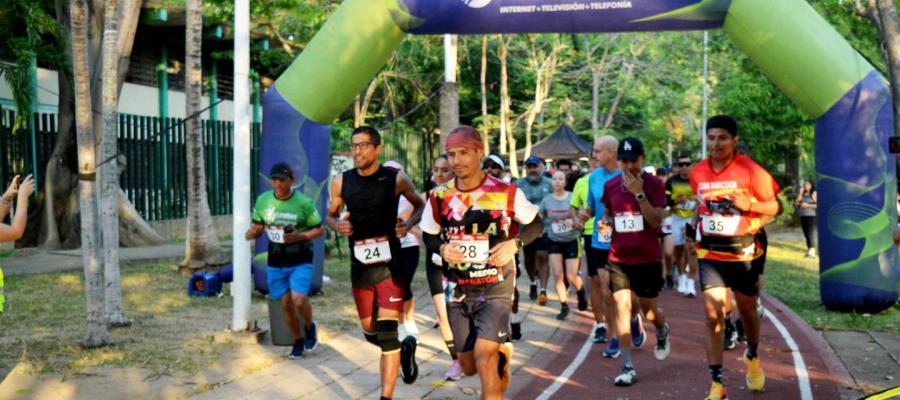 Mil 200 corredores participarán en Medio Maratón de Villahermosa Mil 200 corredores participarán en Medio Maratón de Villahermosa