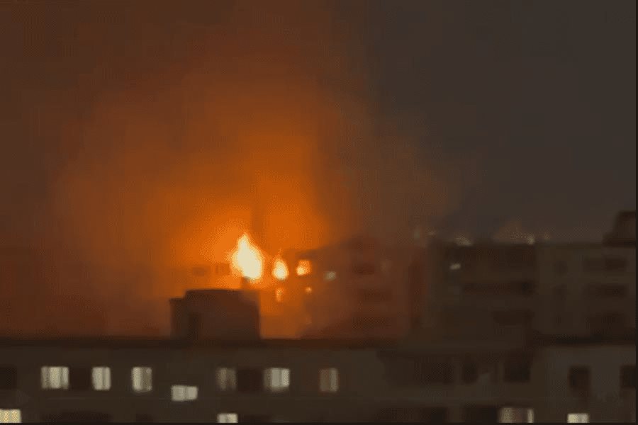 Explosión e incendio en edificio de Moscú, deja 2 muertos y al menos 10 personas heridas Explosión e incendio en edificio de Moscú, deja 2 muertos y al menos 10 personas heridas