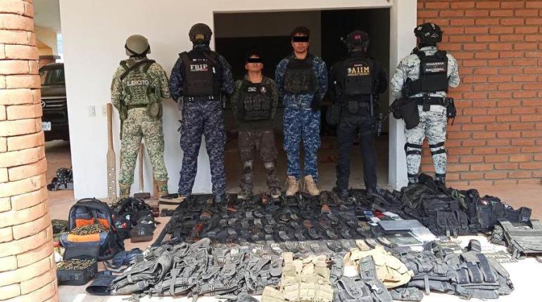 Un muerto, 1 herido, 2 detenidos y arsenal asegurado, saldo de operativo para liberar a secuestrado en Comalapa