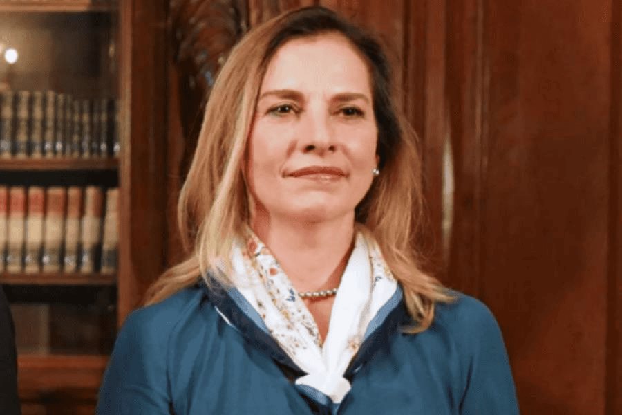 Esposa de AMLO buscaría mudarse a España por motivos académicos Esposa de AMLO buscaría mudarse a España por motivos académicos