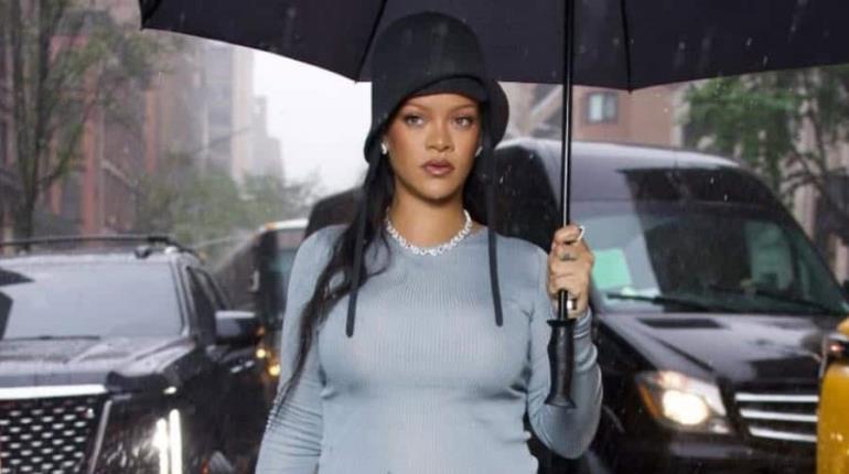 Rihanna revela su tercer embarazo en la MET Gala 2025
