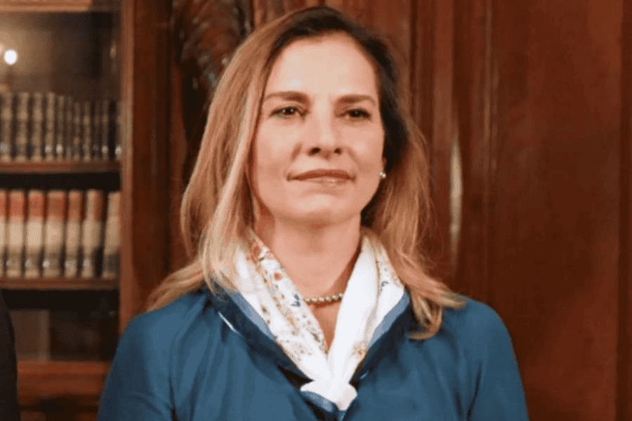 "Está en su derecho, si es el caso": Sheinbaum sobre solicitud de Gutiérrez Müller de la nacionalidad española "Está en su derecho, si es el caso": Sheinbaum sobre solicitud de Gutiérrez Müller de la nacionalidad española