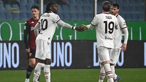 AC Milan de Santi vence al Genoa de Johan Vásquez
