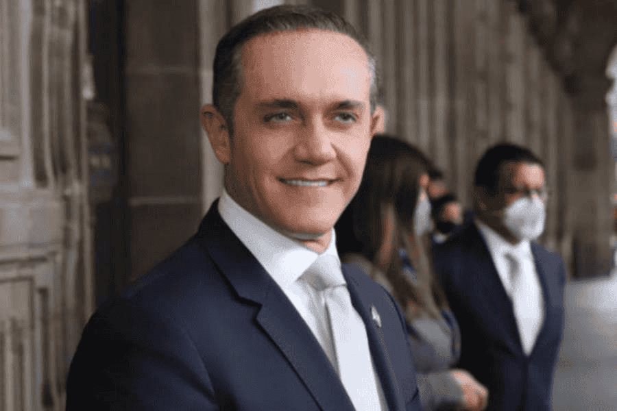 Pide Sheinbaum que se le dé la oportunidad a Adrián Rubalcava como director del Metro en la CDMX Pide Sheinbaum que se le dé la oportunidad a Adrián Rubalcava como director del Metro en la CDMX