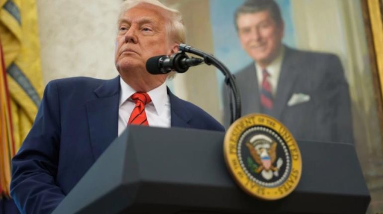 Decreta Trump 08 de mayo como el día para celebrar victoria en la IIGM