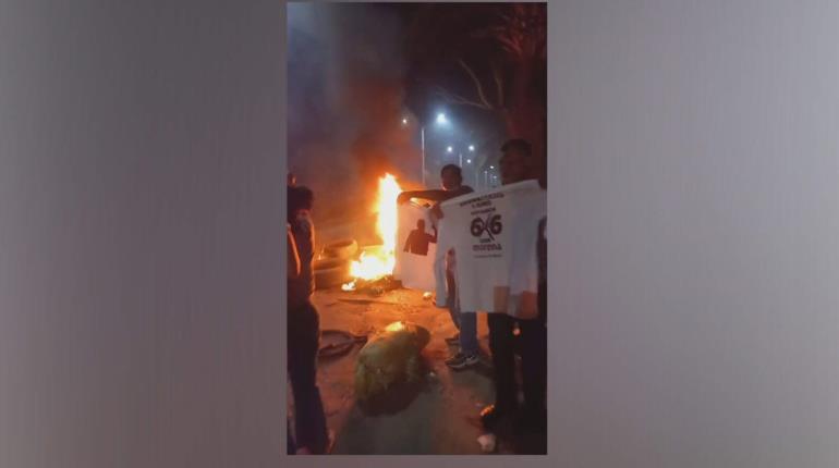 Con quema de camisetas de May y renuncia a Morena, cierra jornada de ayer en Balancán
