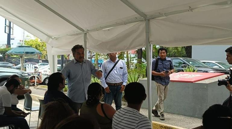 Se reúne Octavio Romero, director del Infonavit, con constructores en Tabasco
