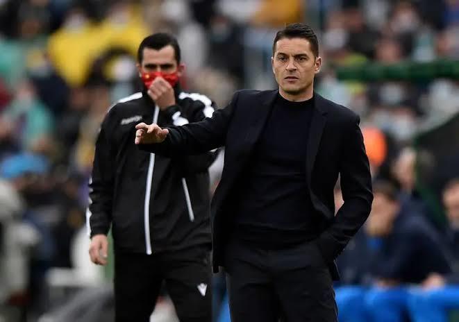 Anuncia Santos al español Francisco Rodríguez Vílchez como nuevo Director Técnico