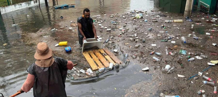 Falta de luz en cárcamos y basura provocaron encharcamientos en Villahermosa: Centro Falta de luz en cárcamos y basura provocaron encharcamientos en Villahermosa: Centro