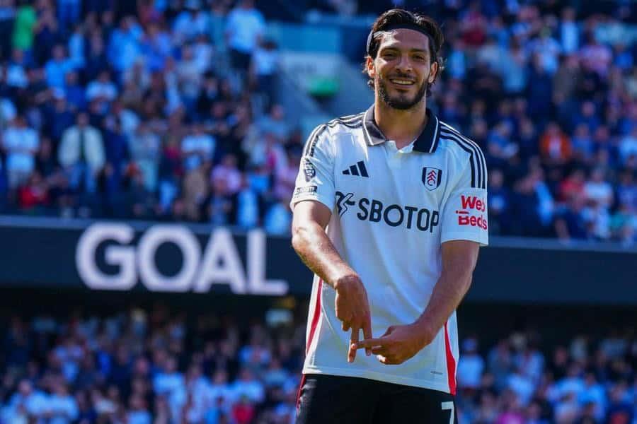 Ra&uacute;l Jim&eacute;nez anota golazo, pero Fulham cae 1-3 ante Everton