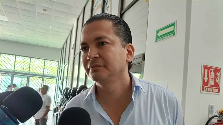 Bracamonte ve "con buenos ojos" realizar una consulta sobre eliminación de pluris