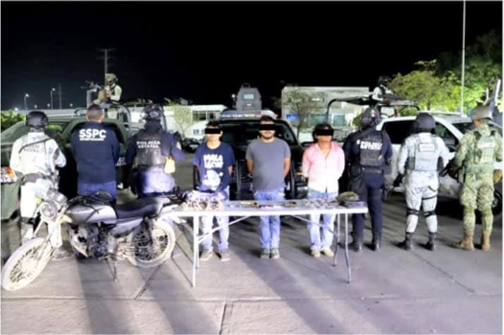 Detienen la FIRT Olmeca a 3 sujetos con armas, poncha llantas, drogas y dinero en efectivo en Centro