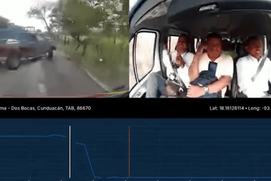 Revelan video del accidente entre camioneta y urvan en la Cunduacán -Comalcalco Revelan video del accidente entre camioneta y urvan en la Cunduacán -Comalcalco