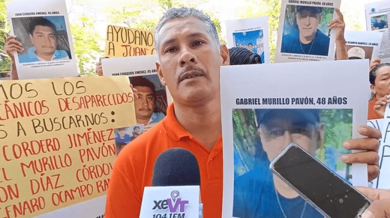 Protestan en FGE familiares de mecánicos desaparecidos en Huimanguillo
