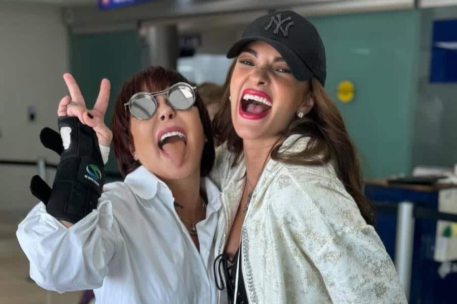 Mariana Seoane y Alejandra Guzmán se encuentran en el Aeropuerto de Villahermosa Mariana Seoane y Alejandra Guzmán se encuentran en el Aeropuerto de Villahermosa