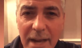 Estafan con falso George Clooney generado por IA