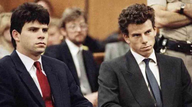 Reducen sentencia a los hermanos Menéndez por asesinato de sus padres