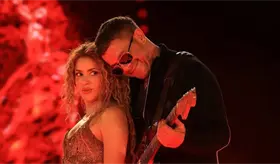 Ni con todo el café de Colombia me quito tu aroma: Alejandro Sanz a Shakira
