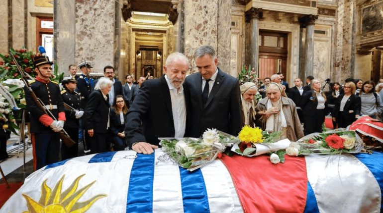 Asisten presidentes de Brasil y Chile a funeral de Pepe Mujica en el Parlamento del Uruguay