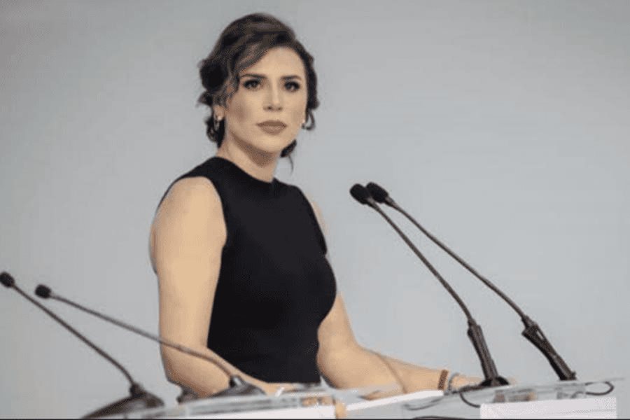 En ninguna parte dice que un gobernador debe tener visa: Marina del Pilar En ninguna parte dice que un gobernador debe tener visa: Marina del Pilar