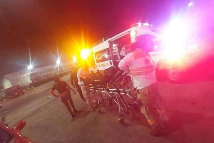 Fallece normalista tras caer de un vehículo perseguido por la policía en Chiapas Fallece normalista tras caer de un vehículo perseguido por la policía en Chiapas