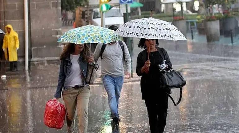 "Polo" ya es hurac&aacute;n categor&iacute;a 1; se esperan lluvias en la costa del Pac&iacute;fico