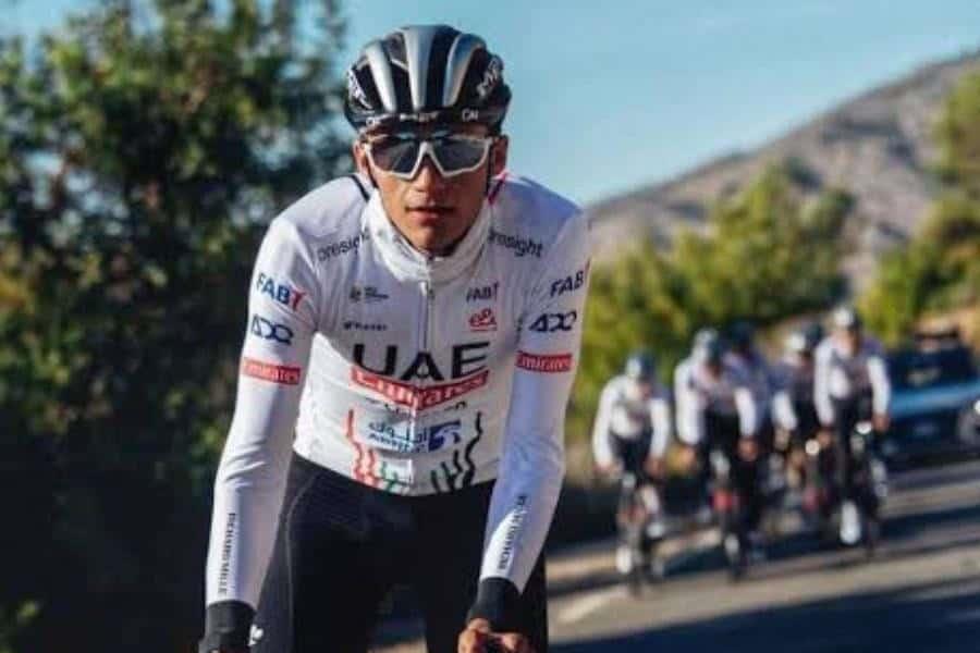 Mexicano, Isaac del Toro, baja a la quinta posición general en el Giro de Italia Mexicano, Isaac del Toro, baja a la quinta posición general en el Giro de Italia