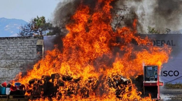 Incineran en Jalisco más de tonelada y media de drogas