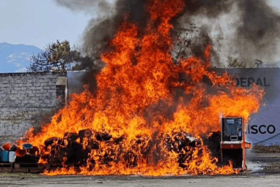 Incineran en Jalisco más de tonelada y media de drogas Incineran en Jalisco más de tonelada y media de drogas