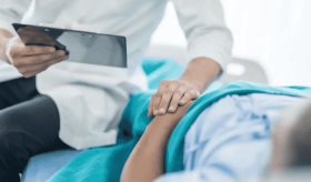 Aborto; Los traumas que genera y otras opciones para decir sí a la vida: Debaten expertos