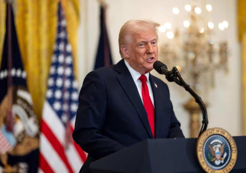 Trump hablará con Putin y Zelenski para negociar fin de la guerra
