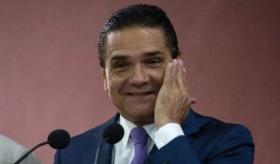 Caso de Silvano Aureoles es asunto de la FGR: Sheinbaum