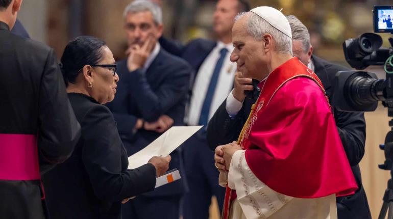 Envía saludos al pueblo de México: Rosa Icela Rodríguez tras invitar formalmente al Papa León XIV